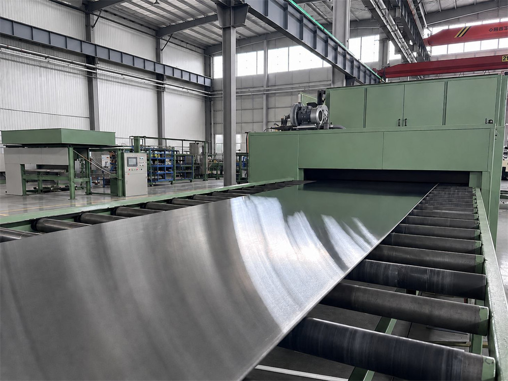 Belt Brushing & Grinding Machine