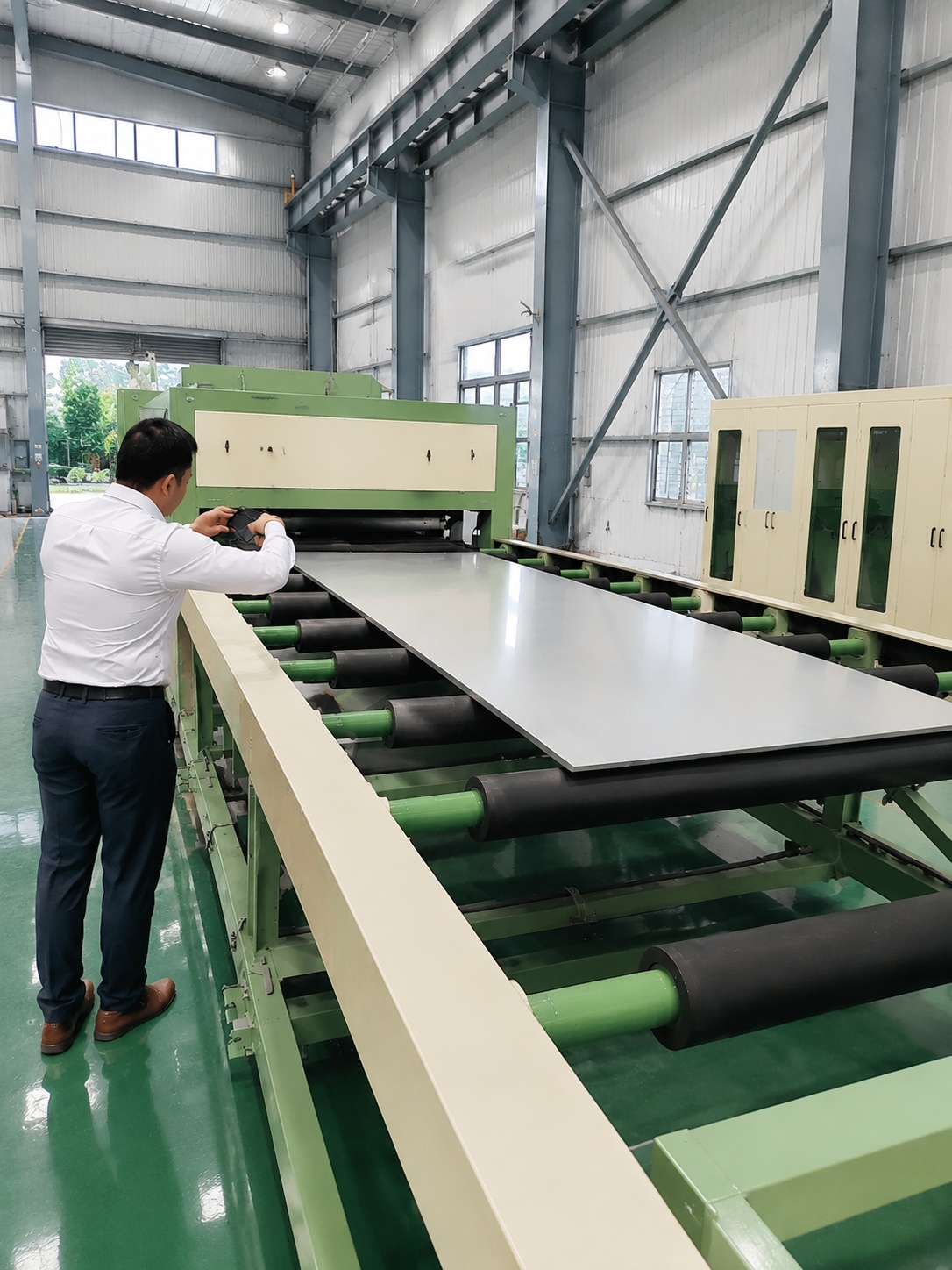 Custom Three-Belt Aluminum Plate Brushing Machine for an Indian Aluminum Manufacturer
