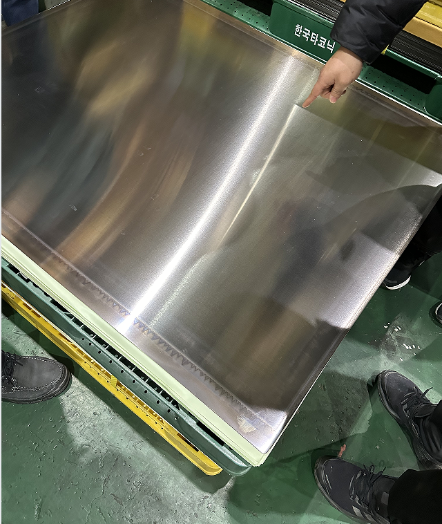Semiconductor Wafer Handling Component Surface Finishing Solutions